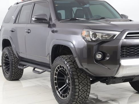 Used 2022 Toyota 4Runner TRD Off-Road Premium image 39