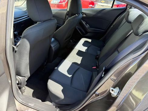 Used 2014 MAZDA MAZDA3 i Sport image 21