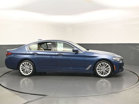 Used 2023 BMW 530i xDrive w/ Convenience Package image 11