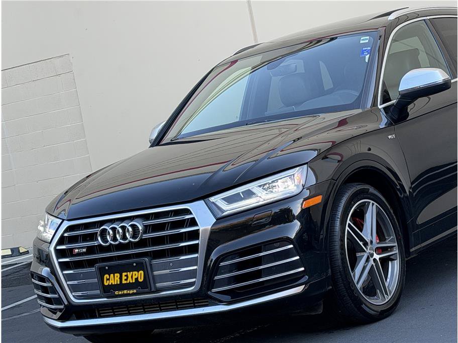 Used 2018 Audi SQ5 Premium Plus w/ S Sport Package AWD/4WD image 28