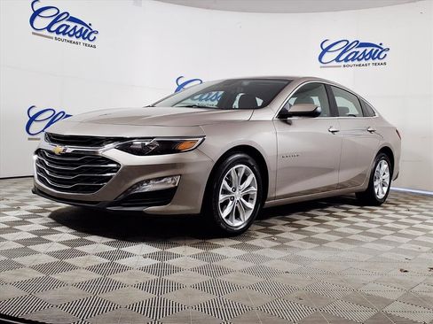 Used 2025 Chevrolet Malibu LT image 5
