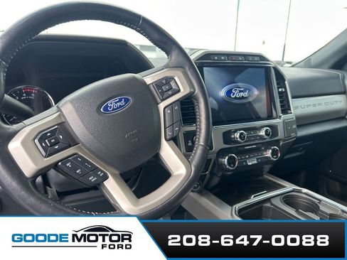 Used 2022 Ford F350 Lariat w/ Lariat Ultimate Package AWD/4WD image 6