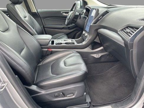 Certified 2021 Ford Edge Titanium w/ Equipment Group 301A FWD image 12