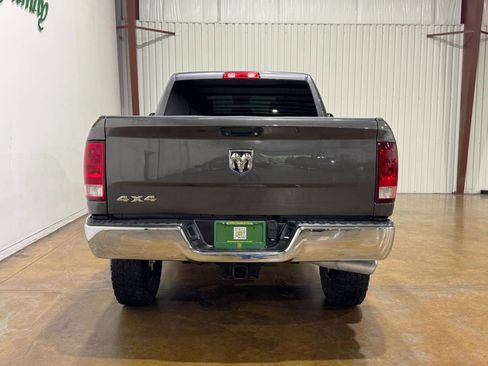 Used 2018 RAM 2500 Tradesman w/ Chrome Appearance Group AWD/4WD image 7