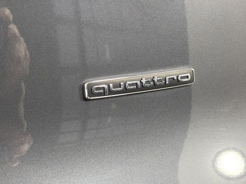 Used 2025 Audi Q5 Premium Plus image 17