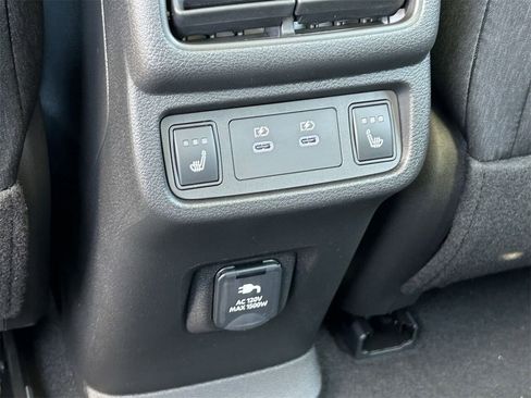 New 2026 Nissan Leaf Platinum+ w/ Cargo Package (Platinum+) image 18