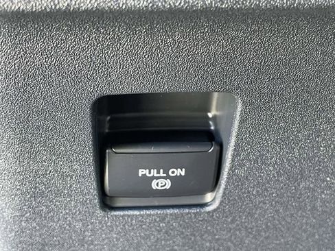 New 2026 Ford Bronco 4-Door AWD/4WD image 18