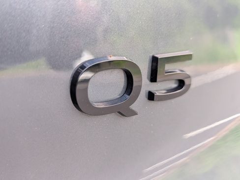 Certified 2025 Audi Q5 Premium w/ Convenience Package AWD/4WD image 32