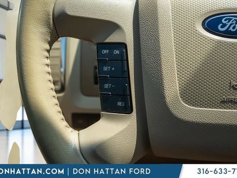 Used 2011 Ford Escape Limited w/ 302A Rapid Spec Order Code FWD image 9