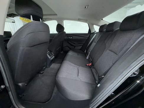 Used 2025 Honda Accord SE image 12