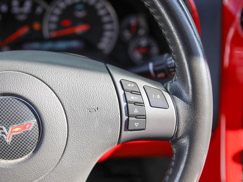 Used 2007 Chevrolet Corvette Convertible w/ Preferred Equipment Group image 35