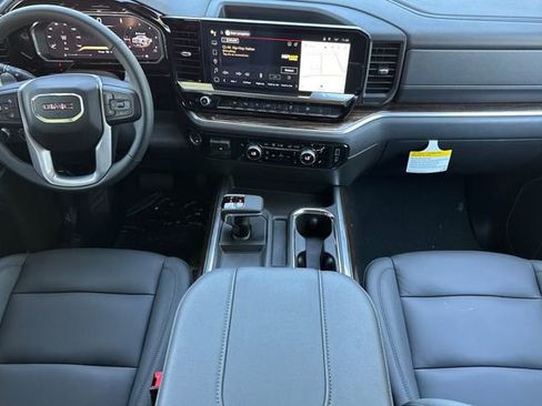 New 2026 GMC Sierra 1500 Elevation w/ Elevation Premium Package AWD/4WD image 15