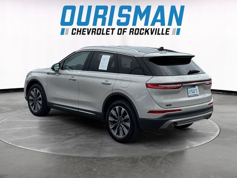 Used 2022 Lincoln Corsair Reserve w/ Equipment Group 201A AWD/4WD image 4