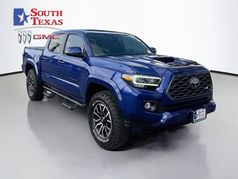 Used 2022 Toyota Tacoma TRD Sport w/ TRD Premium Sport Package RWD image 1