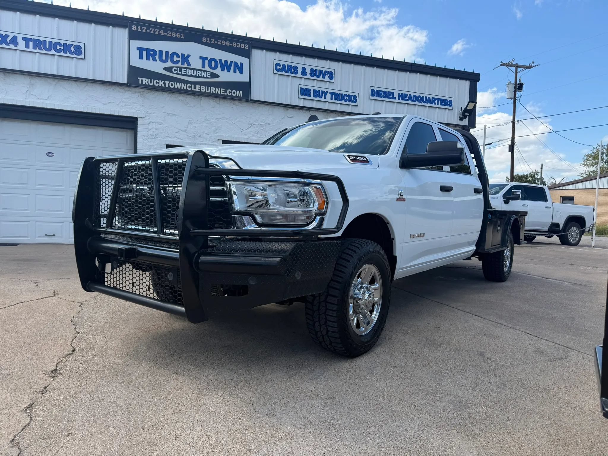 Used 2019 RAM 2500 Tradesman AWD/4WD image 1