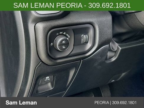 New 2026 RAM 1500 Express AWD/4WD image 10
