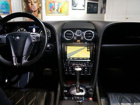 Used 2015 Bentley Flying Spur W12 image 19