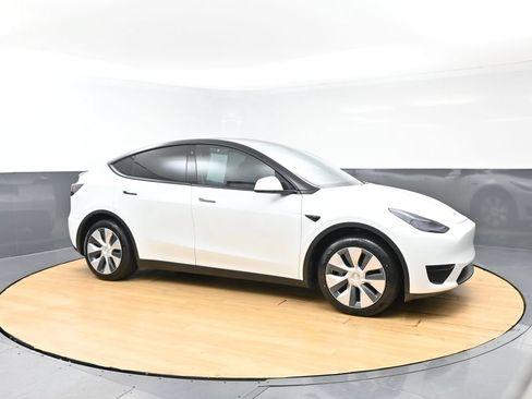 Used 2020 Tesla Model Y Long Range AWD/4WD image 42