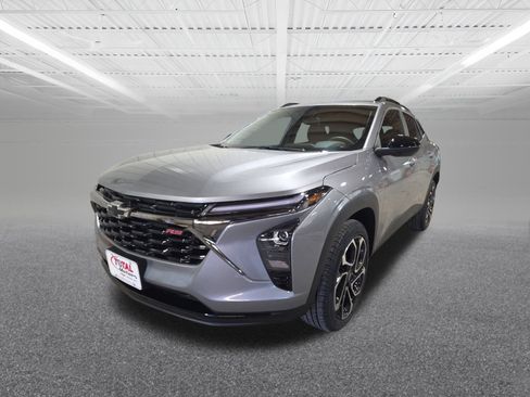 New 2026 Chevrolet Trax RS w/ Driver Confidence Package image 2