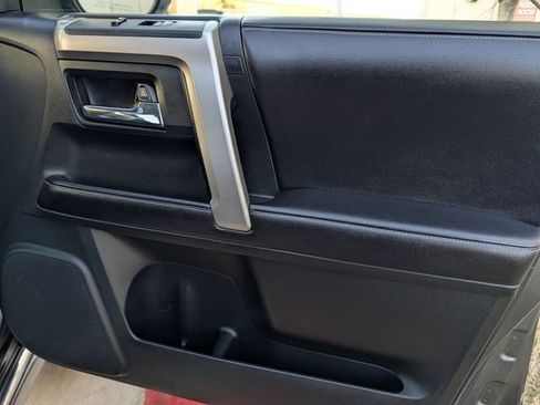 Used 2016 Toyota 4Runner Limited image 35