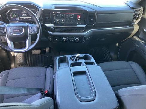 Used 2022 GMC Sierra 1500 Elevation w/ X31 Off-Road Package image 16