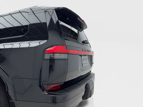 Used 2026 Lexus GX 550 w/ Accessory Package (2T) image 11