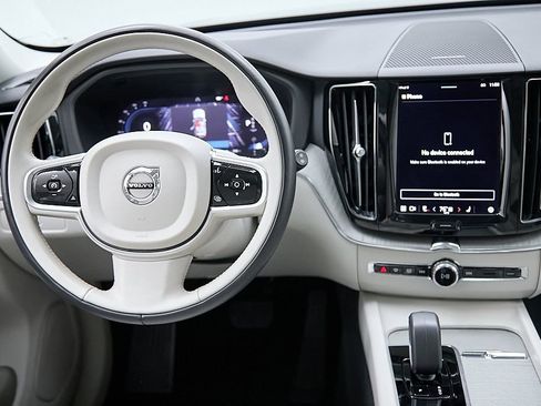 Certified 2023 Volvo XC60 B5 Plus w/ Climate Package image 25