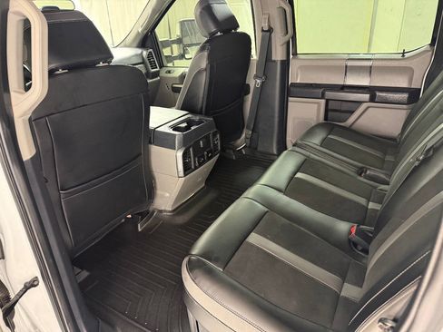 Used 2022 Ford F250 XLT w/ XLT Premium Package AWD/4WD image 37