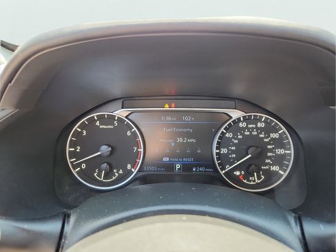 Used 2024 Nissan Altima 2.5 SR FWD image 19