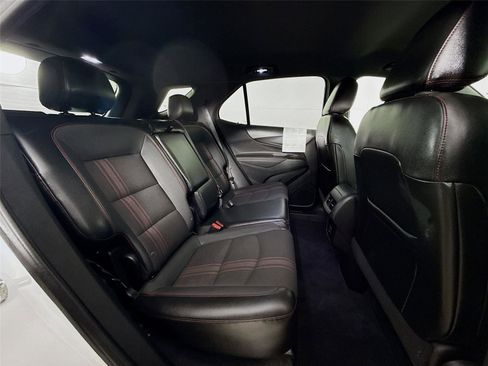 Used 2023 Chevrolet Equinox RS image 27