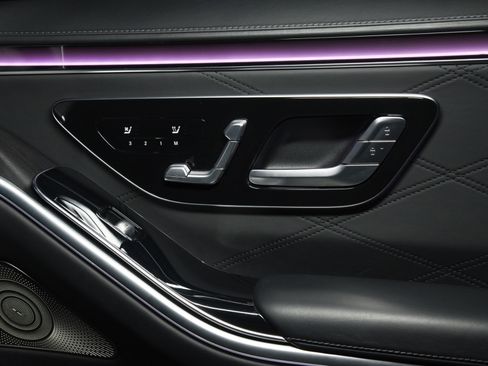 Used 2021 Mercedes-Benz Maybach S 580 4MATIC image 5