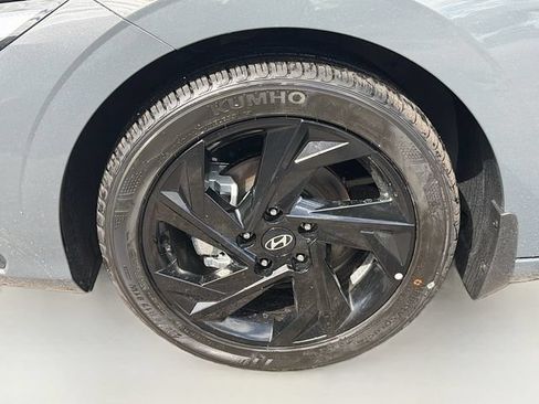 Certified 2026 Hyundai Elantra Sport FWD image 30