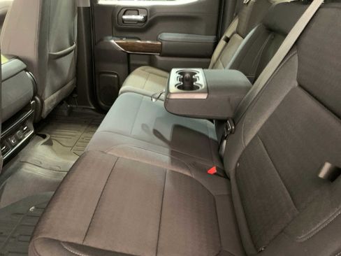 Used 2021 GMC Sierra 1500 SLE w/ X31 Off-Road Package image 5