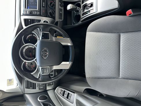 Used 2013 Toyota Tacoma 4x4 Double Cab w/ SR5 Pkg image 38