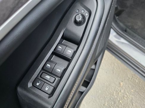 Used 2023 Jeep Grand Cherokee L Limited image 21