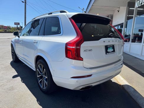 Used 2016 Volvo XC90 T6 Momentum w/ Protection Package Plus AWD/4WD image 3