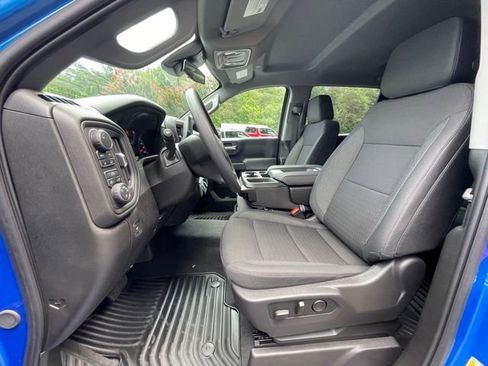 New 2025 Chevrolet Silverado 1500 Custom w/ LPO, Dark Essentials Package image 17