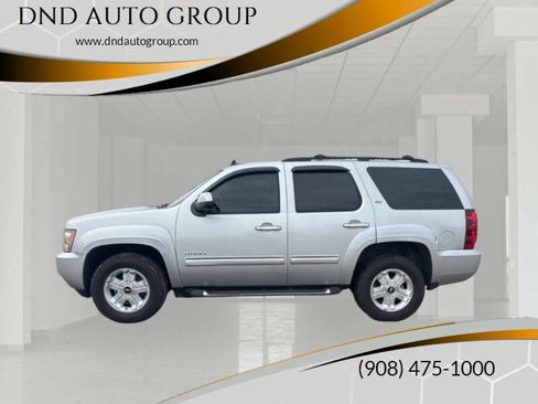 Used 2010 Chevrolet Tahoe LT w/ Luxury Package image 3