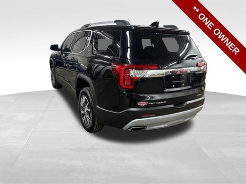 Used 2023 GMC Acadia SLE w/ Driver Convenience Package image 3