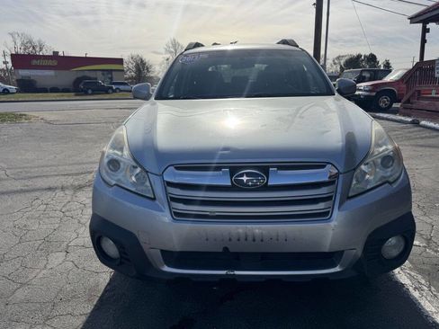 Used 2013 Subaru Outback 2.5i Premium w/ All-Weather Pkg image 2