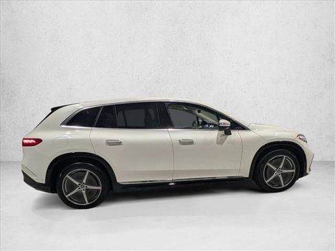 Certified 2023 Mercedes-Benz EQS 580 4MATIC SUV image 4