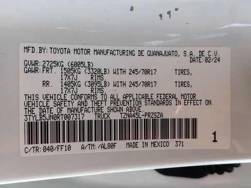 Certified 2024 Toyota Tacoma SR5 AWD/4WD image 21