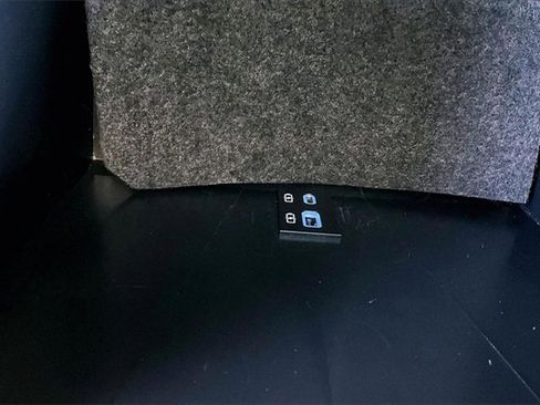 Used 2023 Toyota Tacoma TRD Off-Road w/ Technology Package image 16