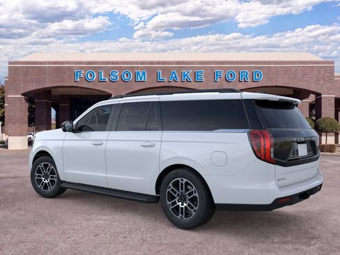 New 2026 Ford Expedition Max Active AWD/4WD image 4