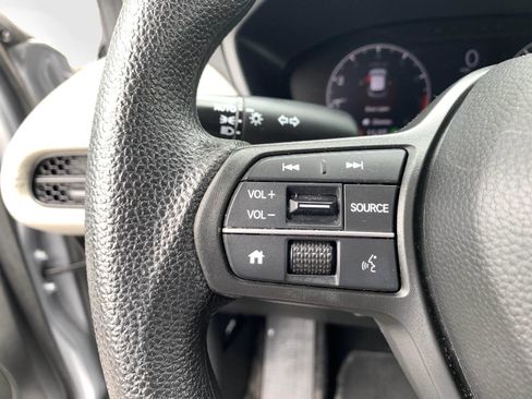 Used 2023 Honda HR-V LX image 13