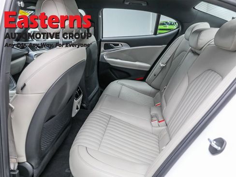 Used 2022 Genesis G70 3.3T image 23