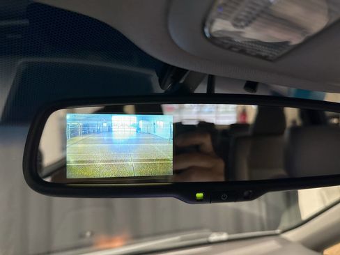 Used 2011 Honda Odyssey EX image 22