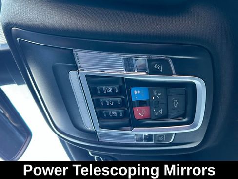 Used 2024 RAM 3500 Laramie w/ Night Edition image 33