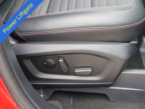 Certified 2025 Ford Explorer ST-Line AWD/4WD image 11