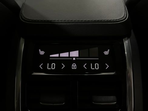 Used 2023 Volvo XC90 T8 Plus w/ Protection Package Premier AWD/4WD image 31